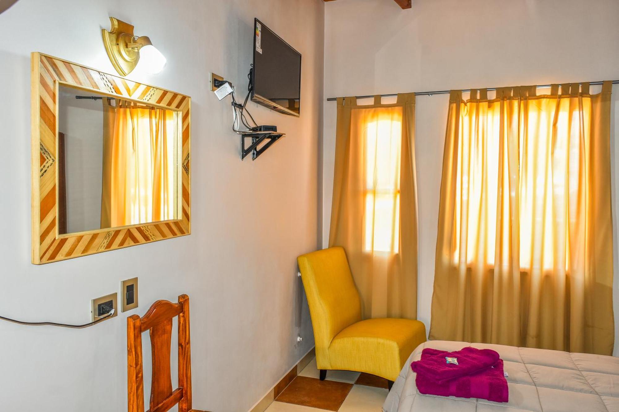 Hotel El Jardin Dante ตีลการา ภายนอก รูปภาพ